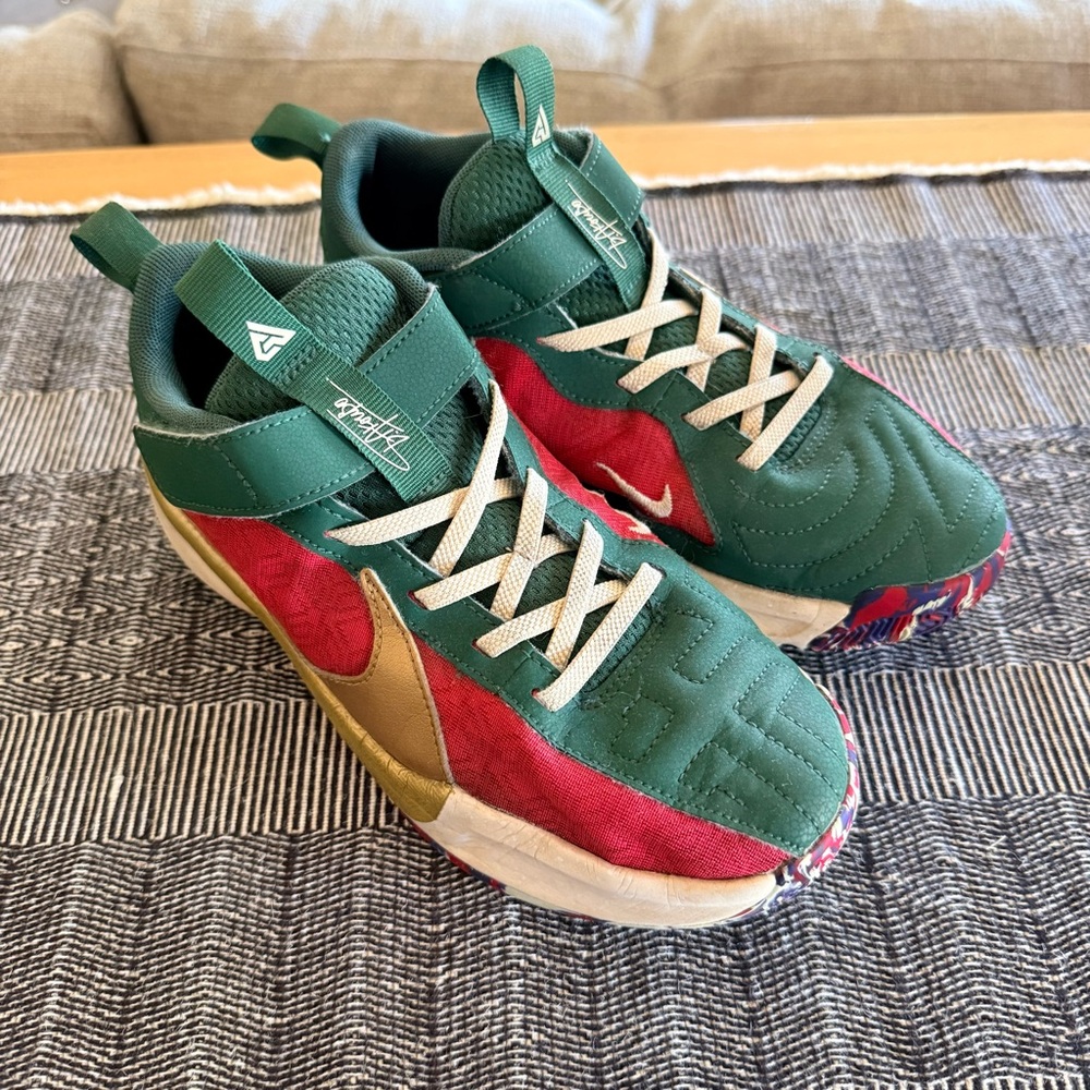 Nike Giannis Freak 5